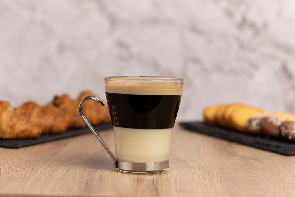 Cómo pedir un café en España: diccionario completo 1.2 café bombón