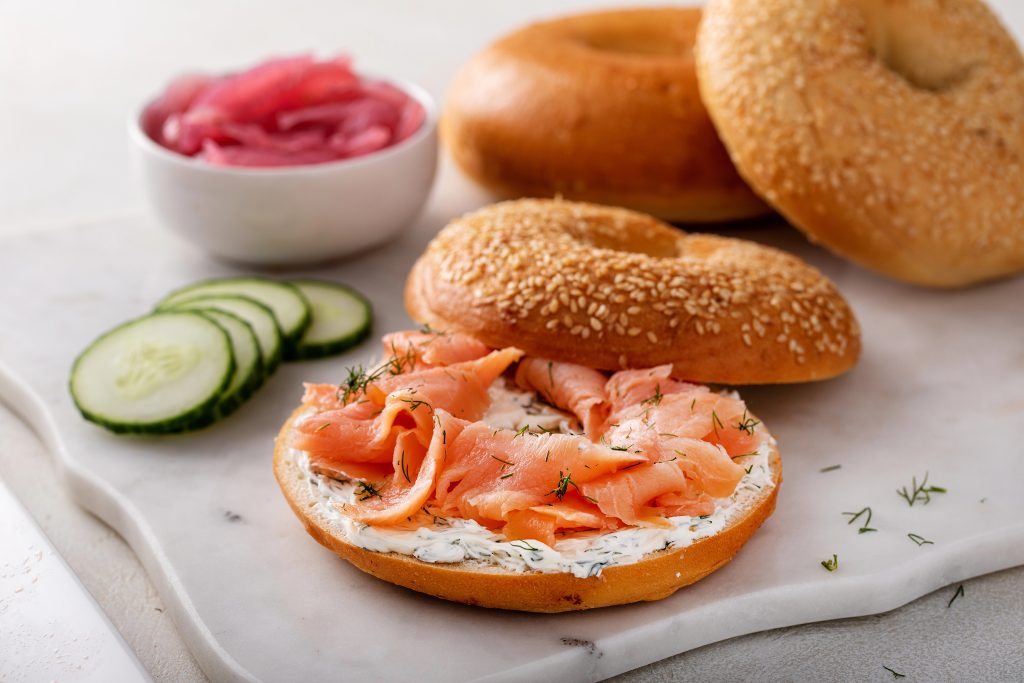2.3 bagel de queso y salmón